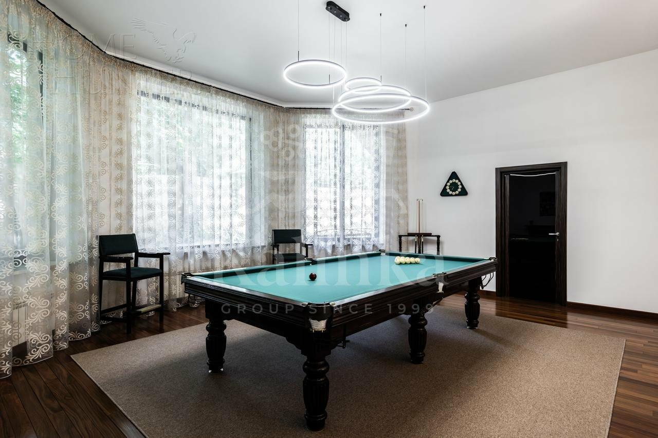 2-этажный коттедж 825 м² с отделкой