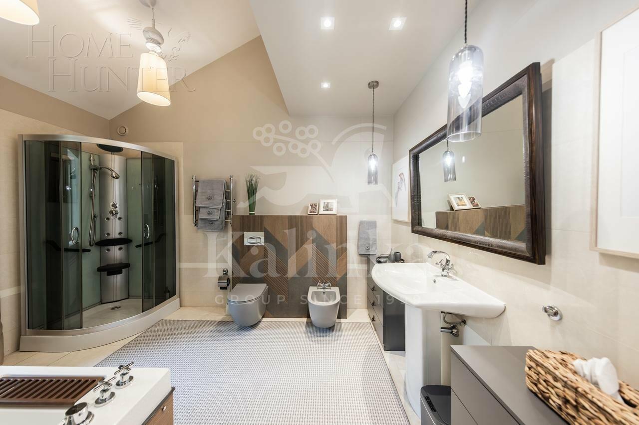 2-этажный коттедж 825 м² с отделкой