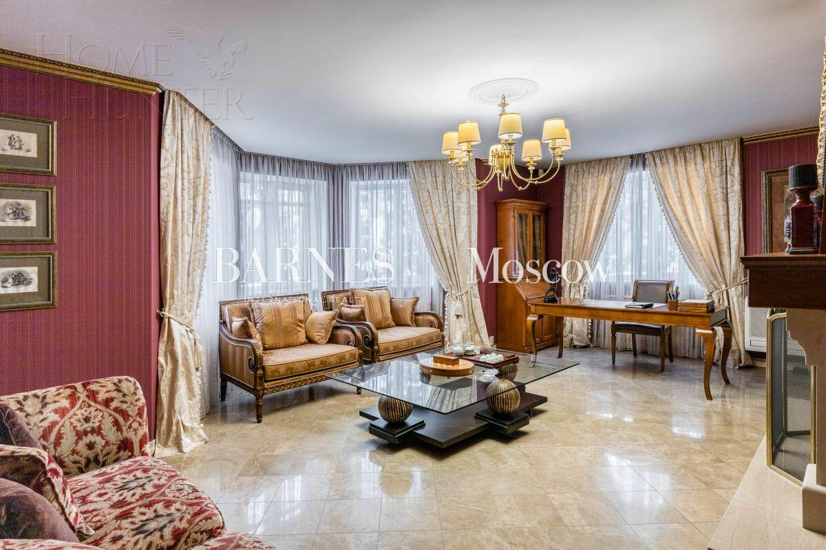 2-этажный коттедж 460 м² с отделкой