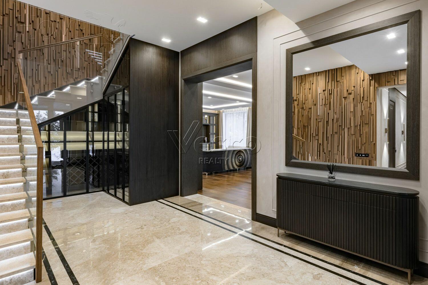 2-этажный коттедж 1 000 м² с отделкой