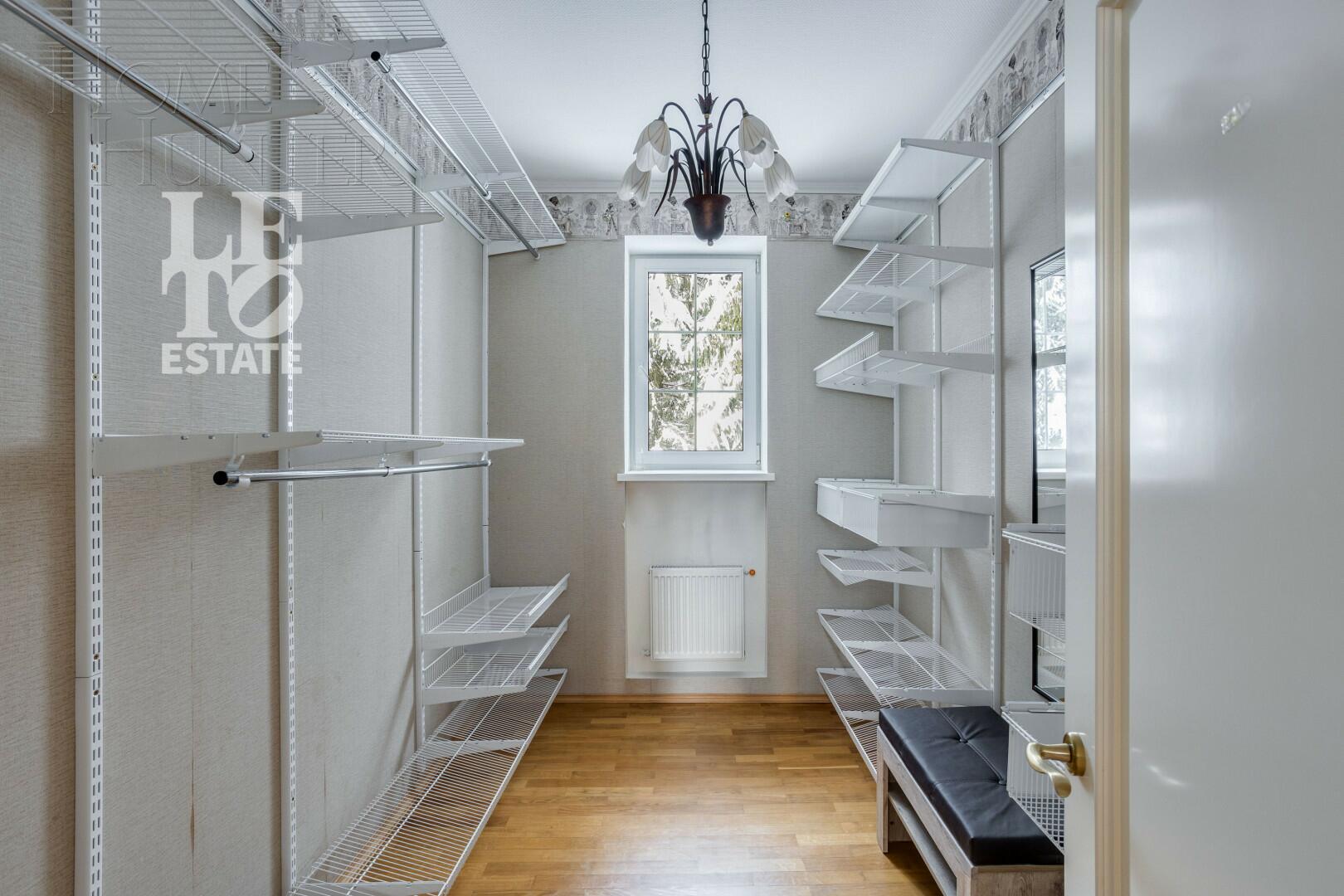 2-этажный коттедж 450 м² с отделкой