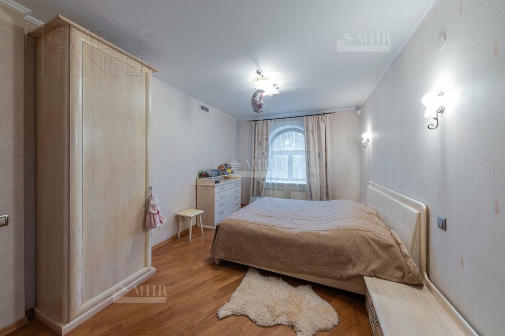 2-этажный коттедж 500 м² с отделкой