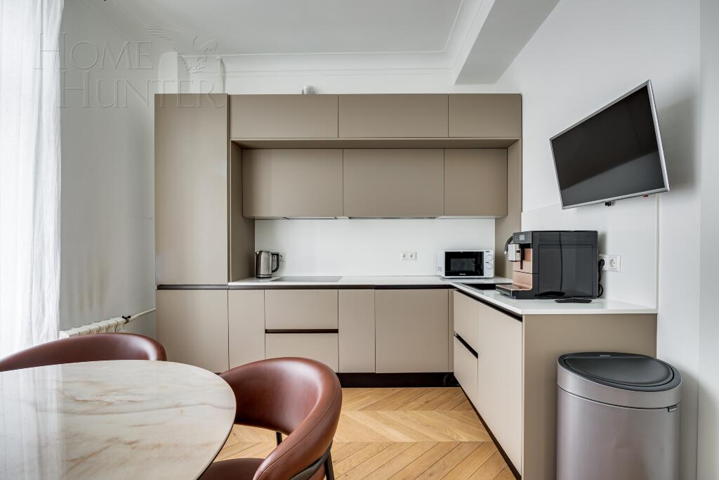 3-КОМН. КВАРТИРА С ОТДЕЛКОЙ 70 М² НА 6 ЭТАЖЕ