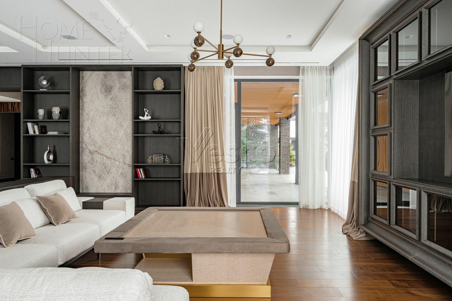 2-этажный коттедж 1 000 м² с отделкой