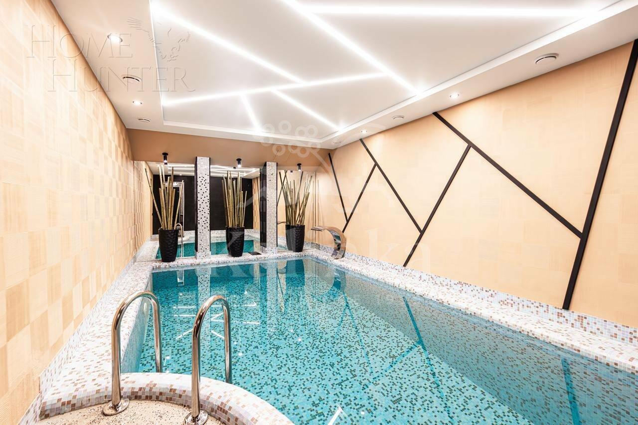 2-этажный коттедж 825 м² с отделкой