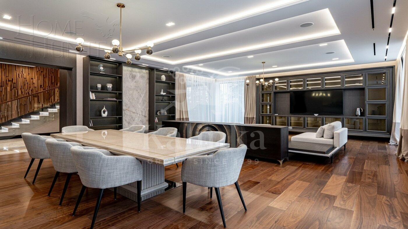 2-этажный коттедж 1 000 м² с отделкой