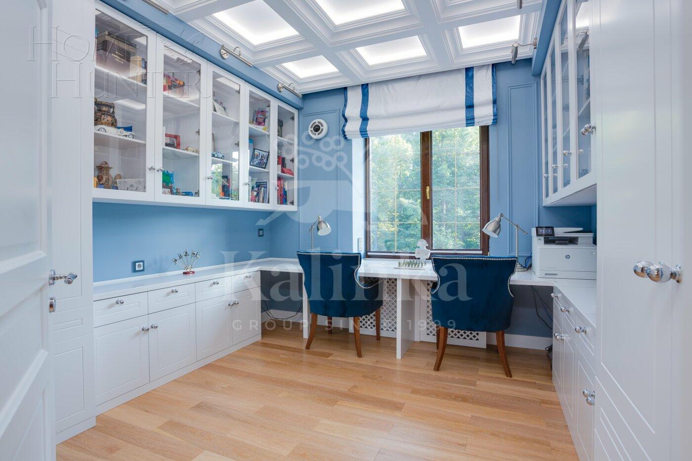 2-этажный коттедж 261 м² с отделкой