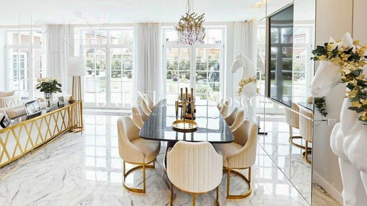 2-этажный коттедж 550 м² с отделкой