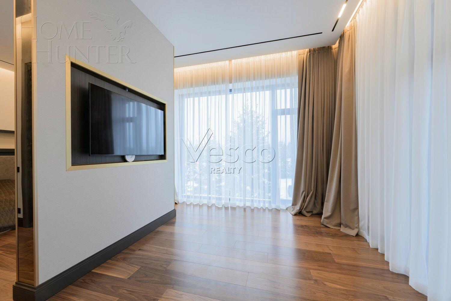 2-этажный коттедж 1 000 м² с отделкой