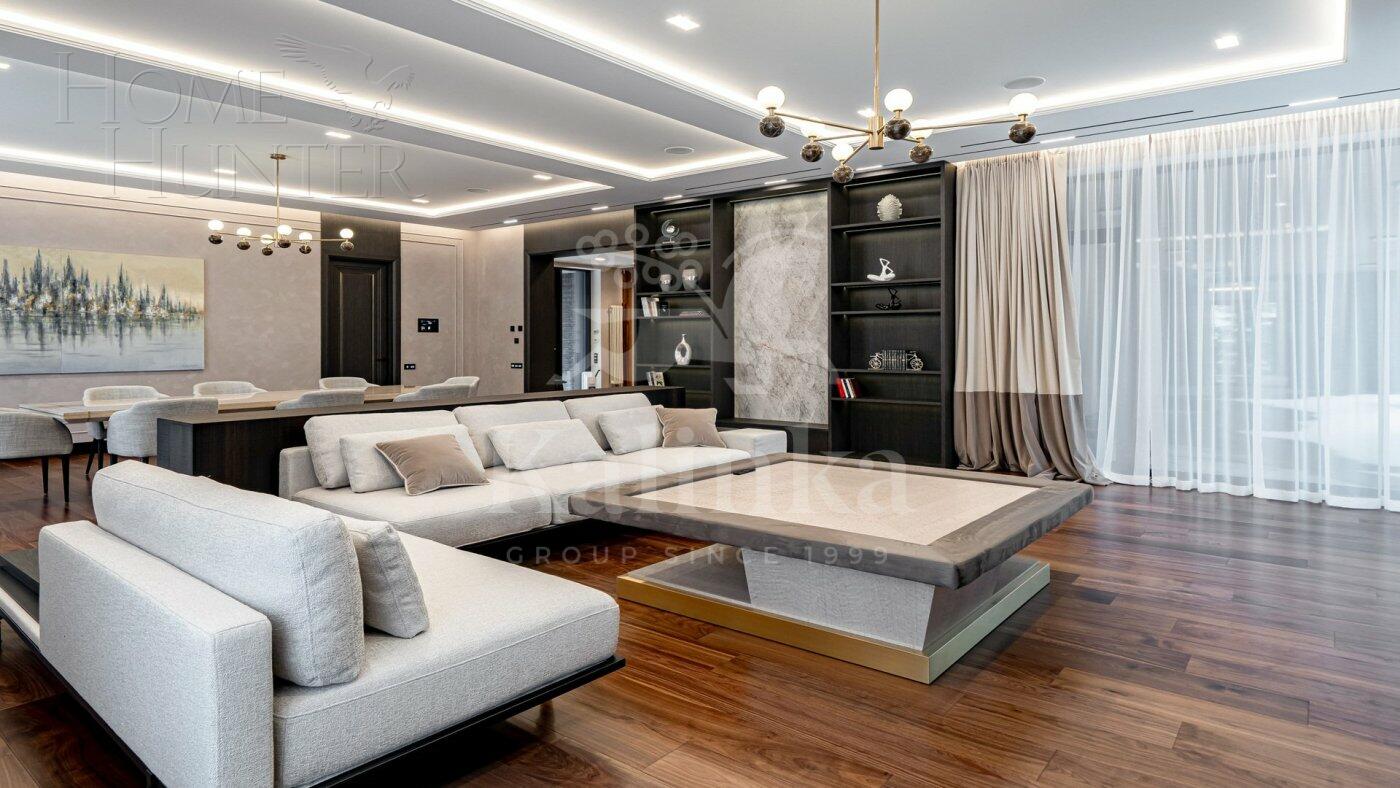 2-этажный коттедж 1 000 м² с отделкой