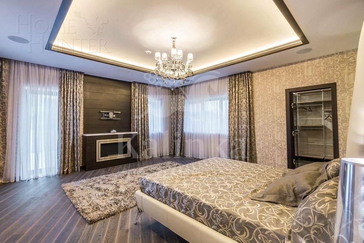 2-этажный коттедж 1 900 м² без отделки