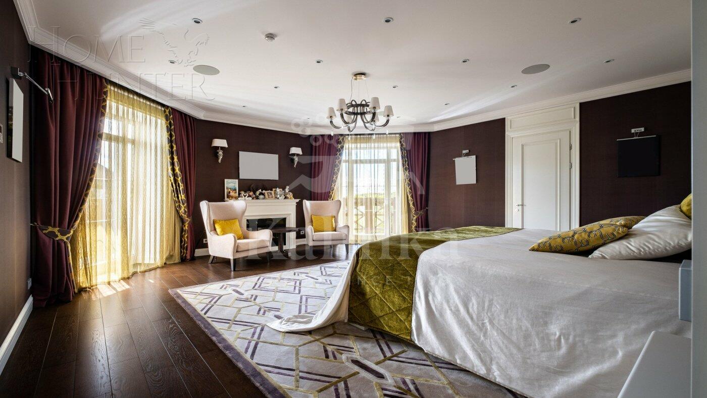 3-этажный коттедж 983.8 м² с отделкой