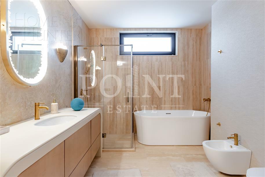 2-этажный коттедж 495 м² с отделкой