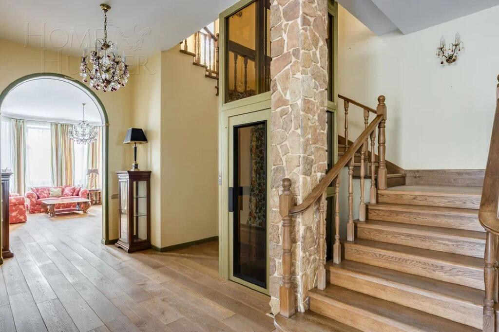 2-этажный коттедж 615 м² с отделкой