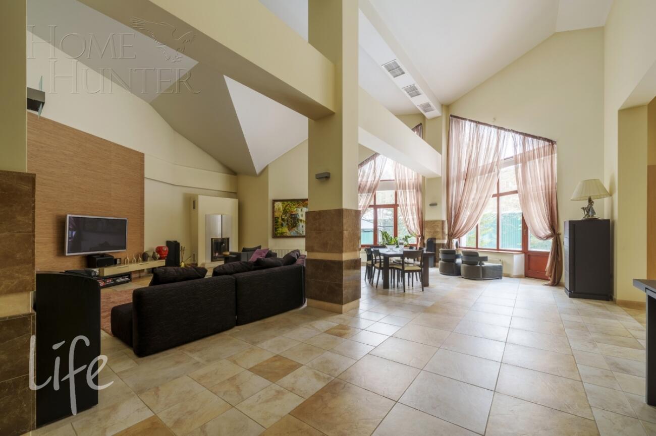 1-этажный коттедж 450 м² с отделкой