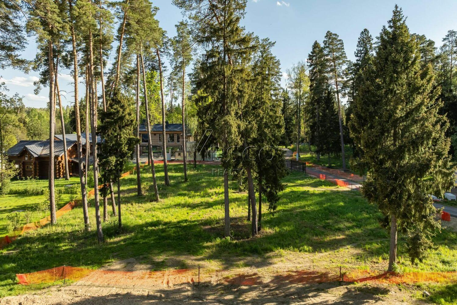 Участок 15.5 сот. в охраняемом поселке