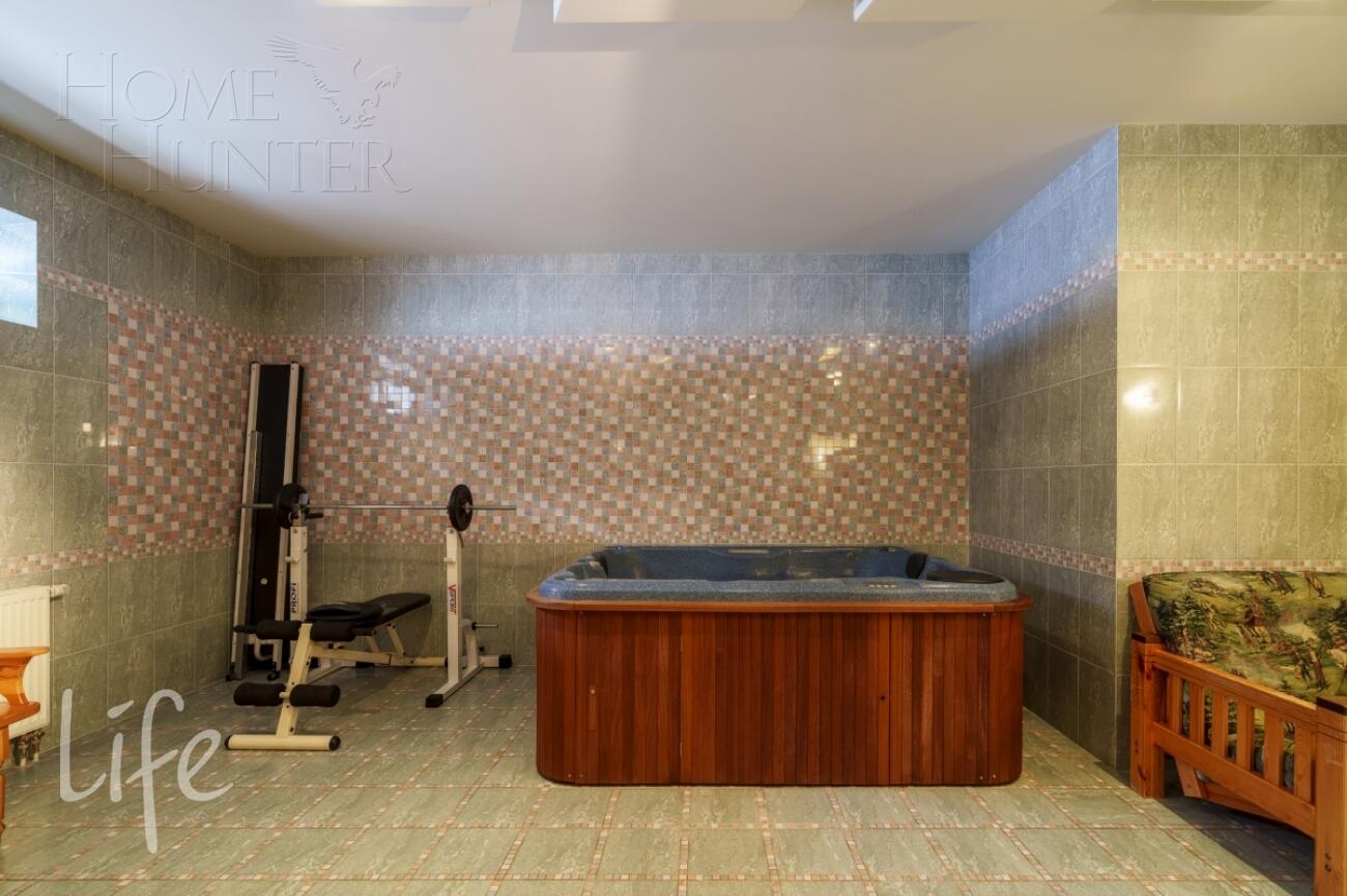 1-этажный коттедж 450 м² с отделкой