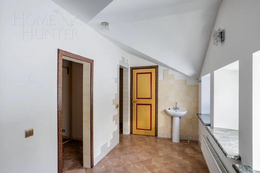 2-этажный коттедж 615 м² с отделкой