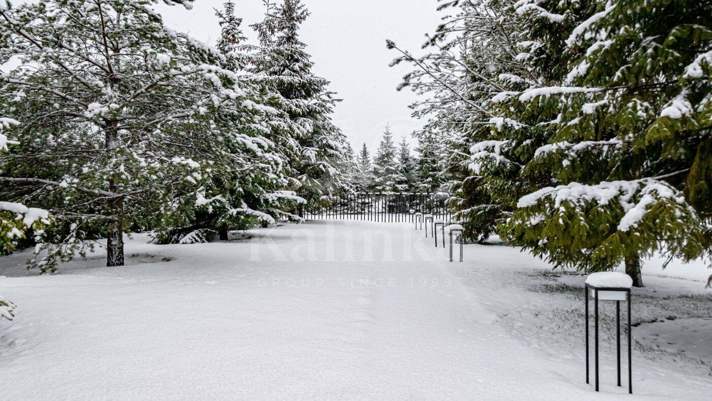 2-этажный коттедж 1 000 м² с отделкой