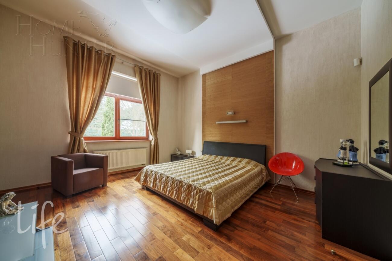 1-этажный коттедж 450 м² с отделкой