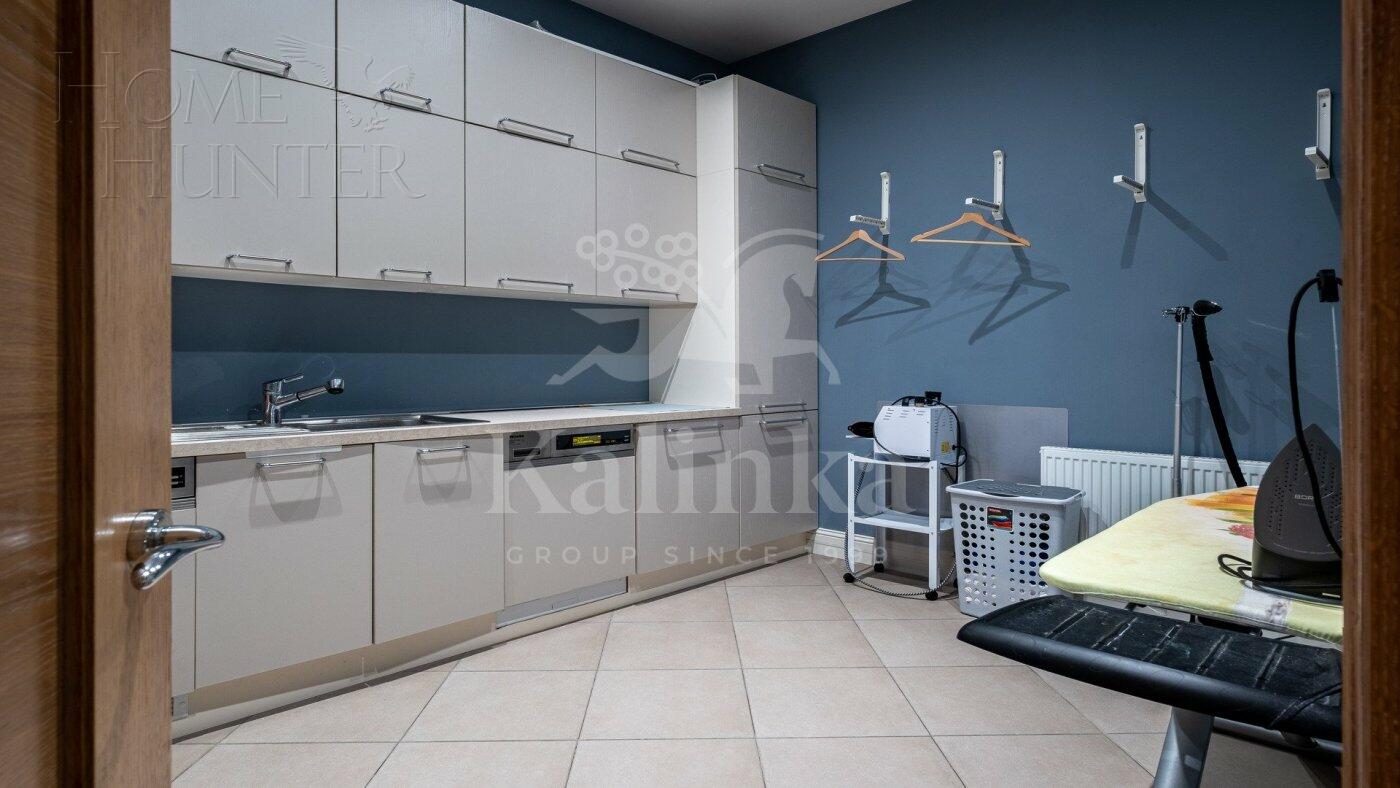 3-этажный коттедж 983.8 м² с отделкой