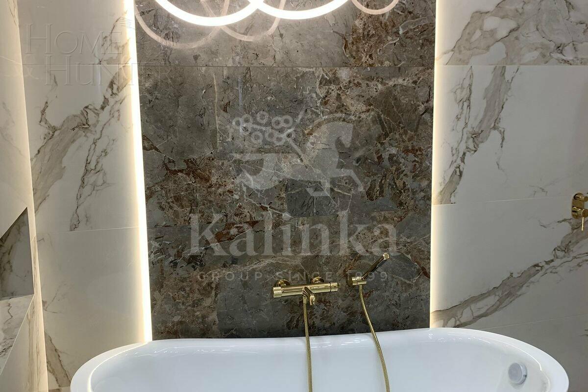 2-КОМН. АПАРТАМЕНТЫ С ОТДЕЛКОЙ 85.7 М² НА 59 ЭТАЖЕ