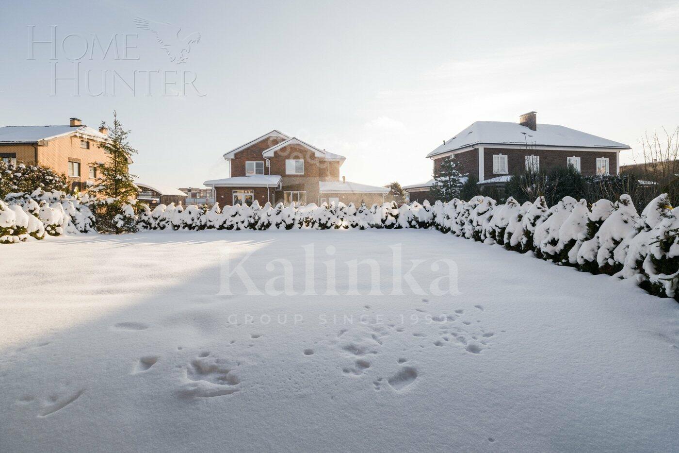 2-этажный коттедж 300 м² с отделкой