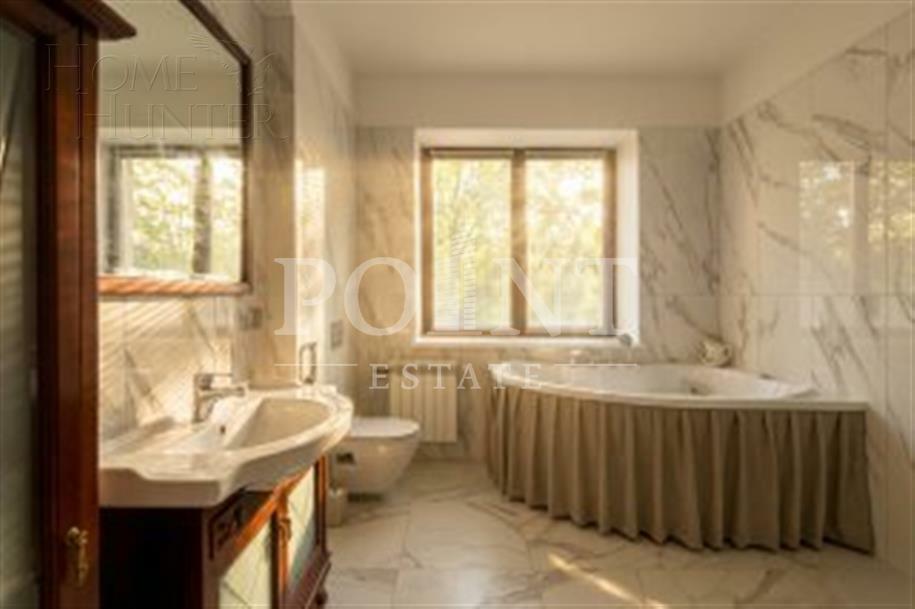 2-этажный коттедж 570 м² с отделкой