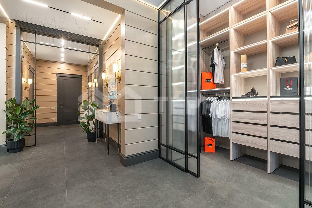 2-этажный коттедж 354 м² с отделкой