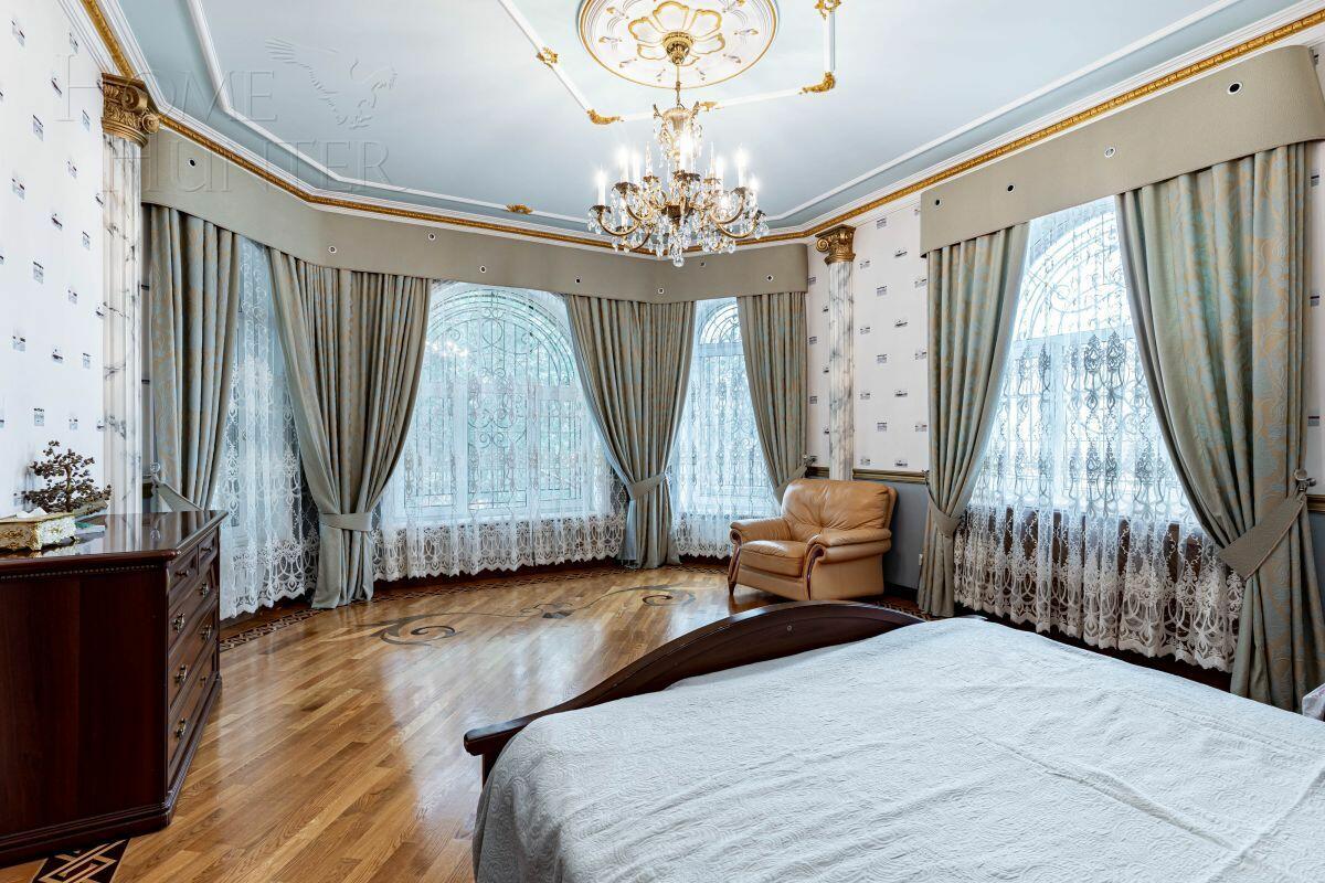 2-этажный коттедж 623 м² с отделкой