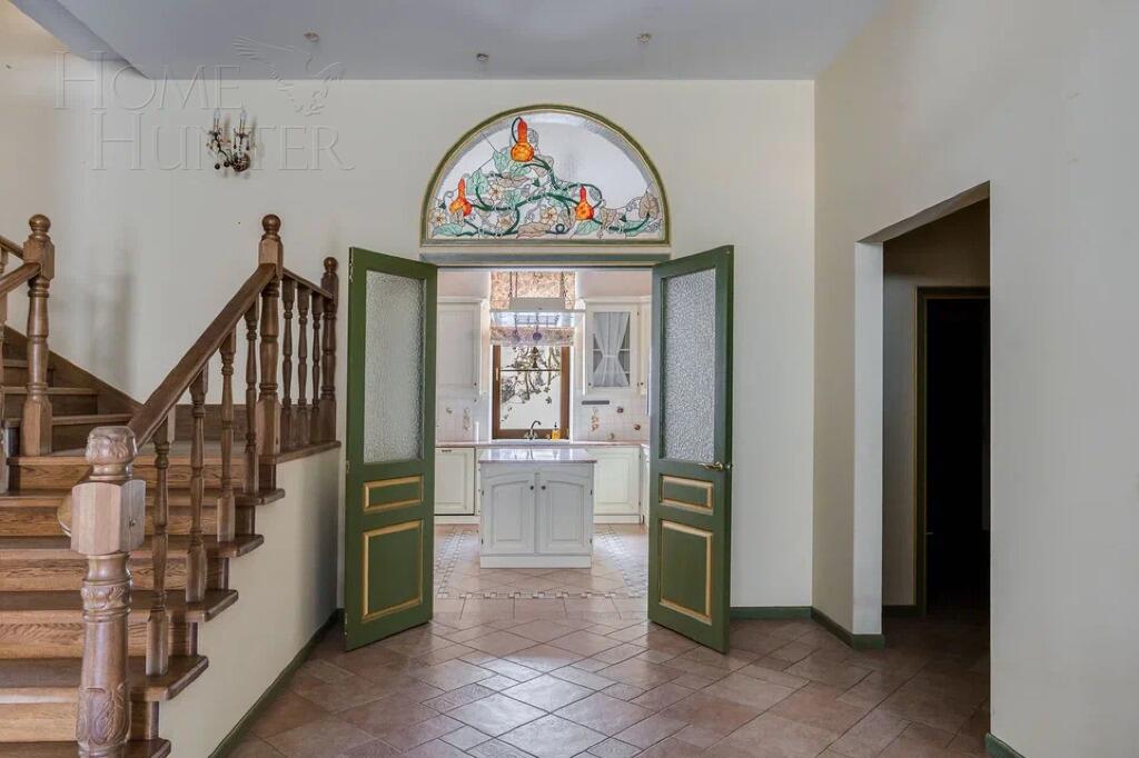 2-этажный коттедж 615 м² с отделкой