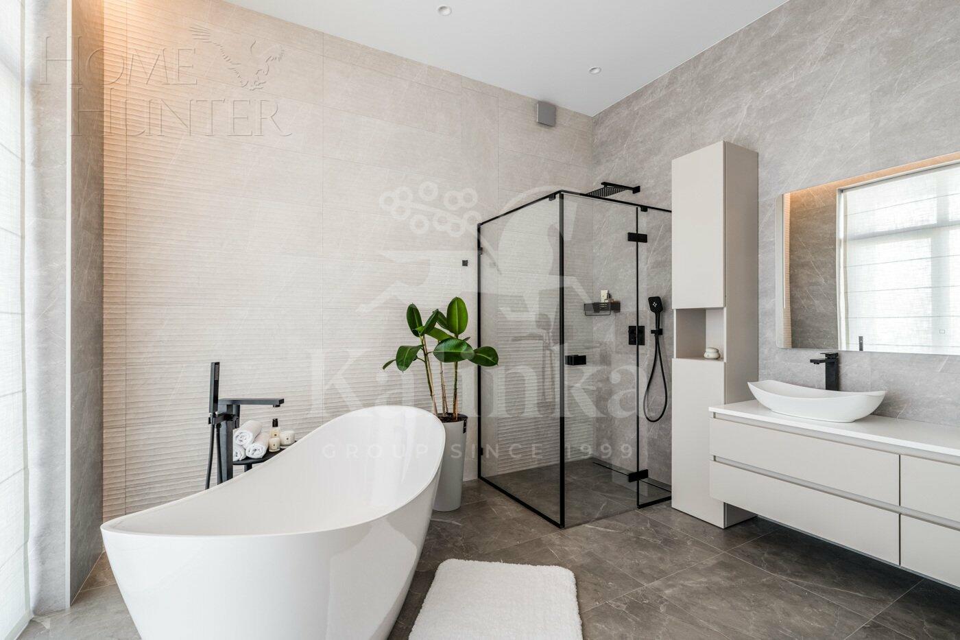 2-этажный коттедж 300 м² с отделкой