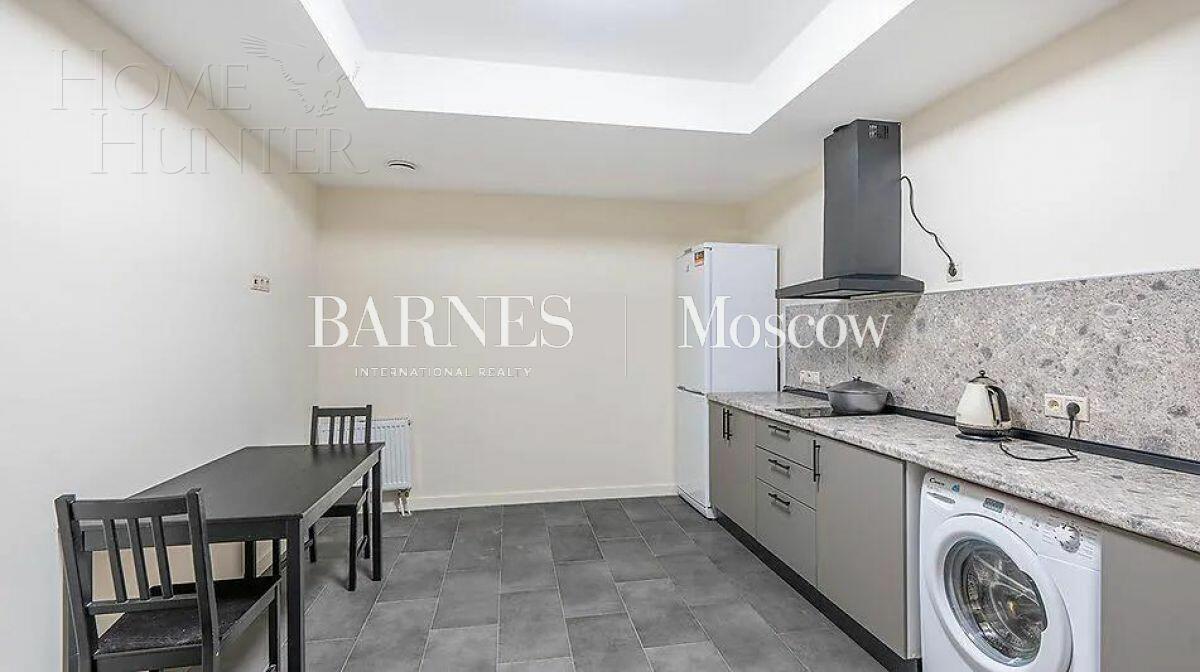 3-этажный коттедж 600 м² с отделкой