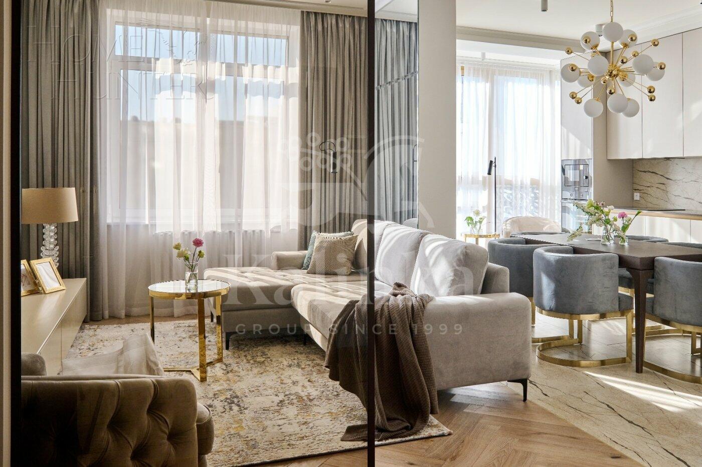 4-КОМН. КВАРТИРА С ОТДЕЛКОЙ 110 М² НА 8 ЭТАЖЕ