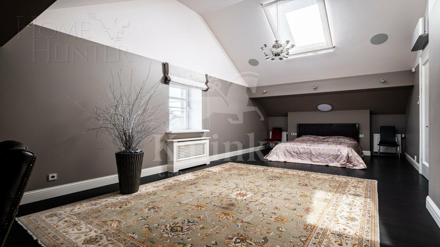 3-этажный коттедж 983.8 м² с отделкой