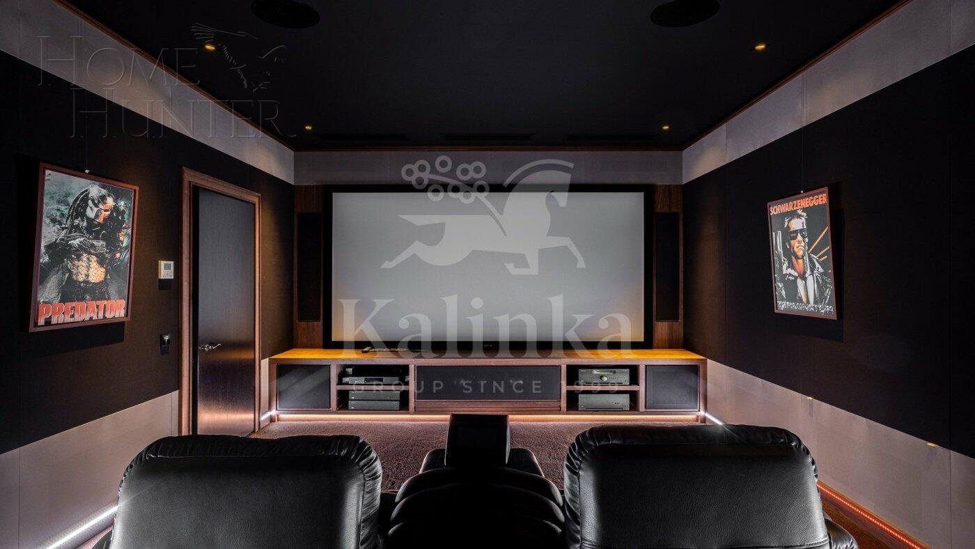 3-этажный коттедж 983.8 м² с отделкой