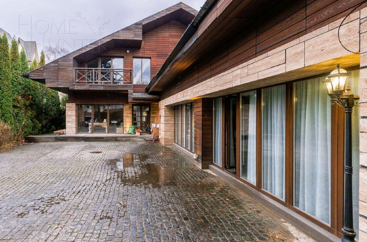 2-этажный коттедж 650 м² с отделкой