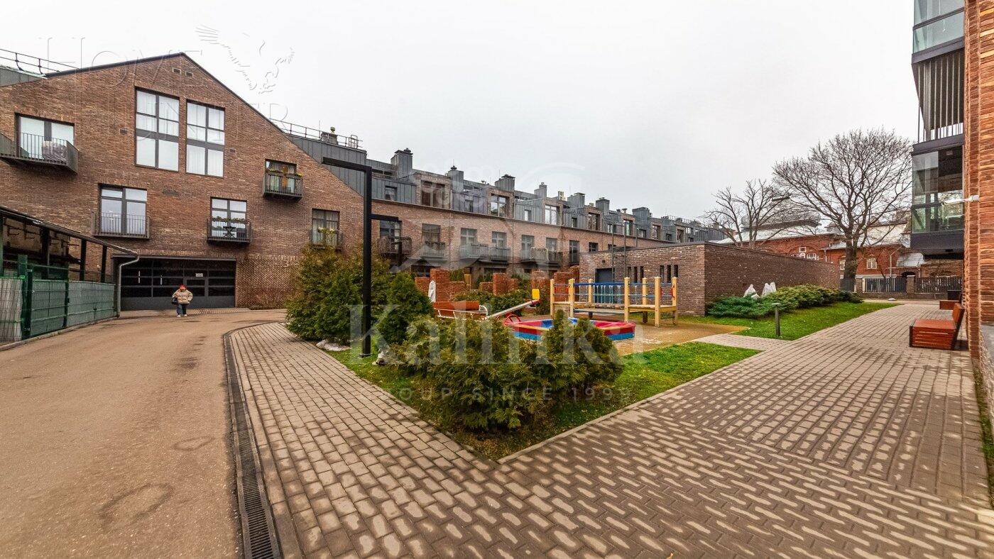 2-УРОВНЕВЫЕ АПАРТАМЕНТЫ БЕЗ ОТДЕЛКИ 157 М² НА 4 ЭТАЖЕ