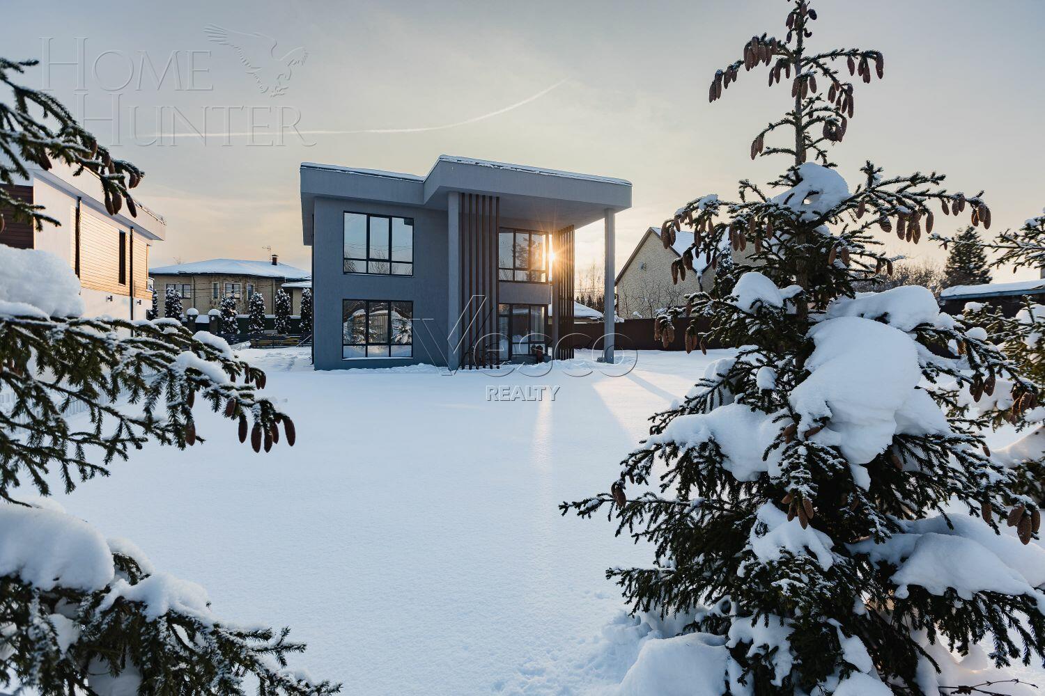 2-этажный коттедж 243 м² с отделкой