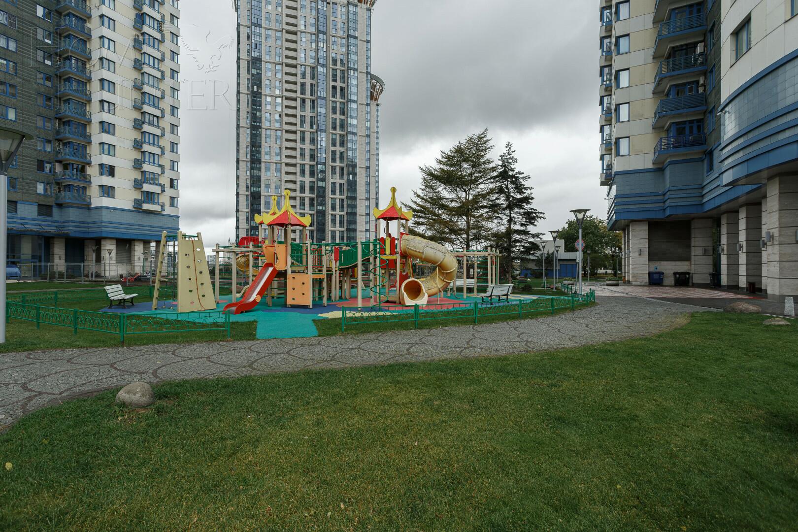 5-КОМН. КВАРТИРА С ОТДЕЛКОЙ 186 М² НА 34 ЭТАЖЕ