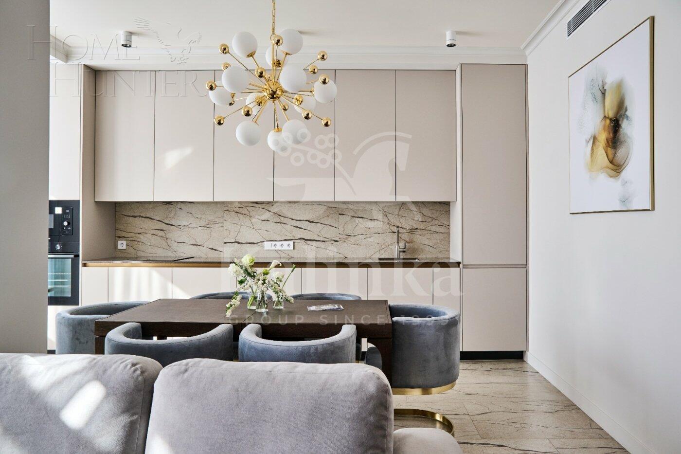 4-КОМН. КВАРТИРА С ОТДЕЛКОЙ 110 М² НА 8 ЭТАЖЕ