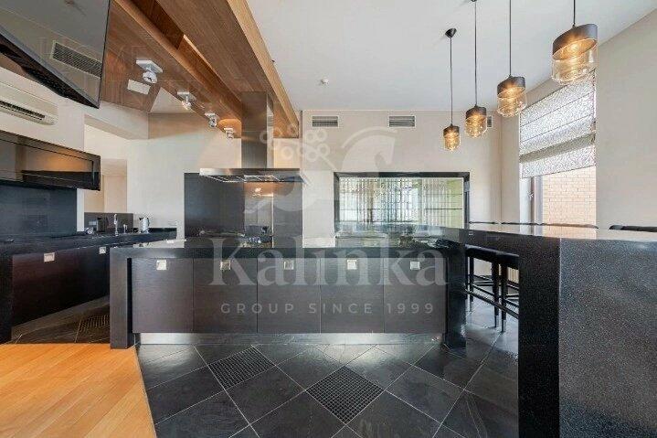 3-УРОВНЕВЫЙ ПЕНТХАУС С ОТДЕЛКОЙ 583 М² НА 19 ЭТАЖЕ