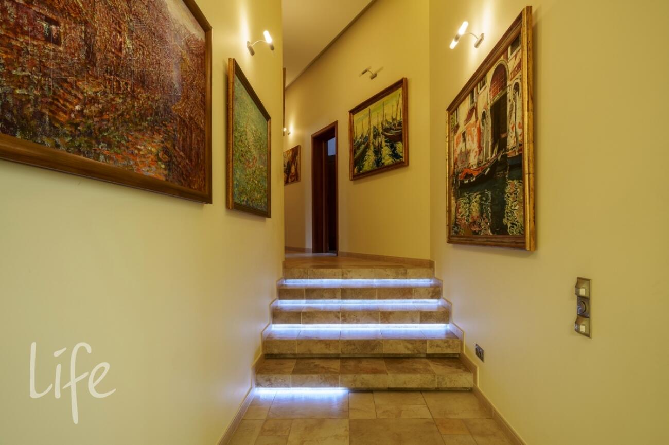 1-этажный коттедж 450 м² с отделкой