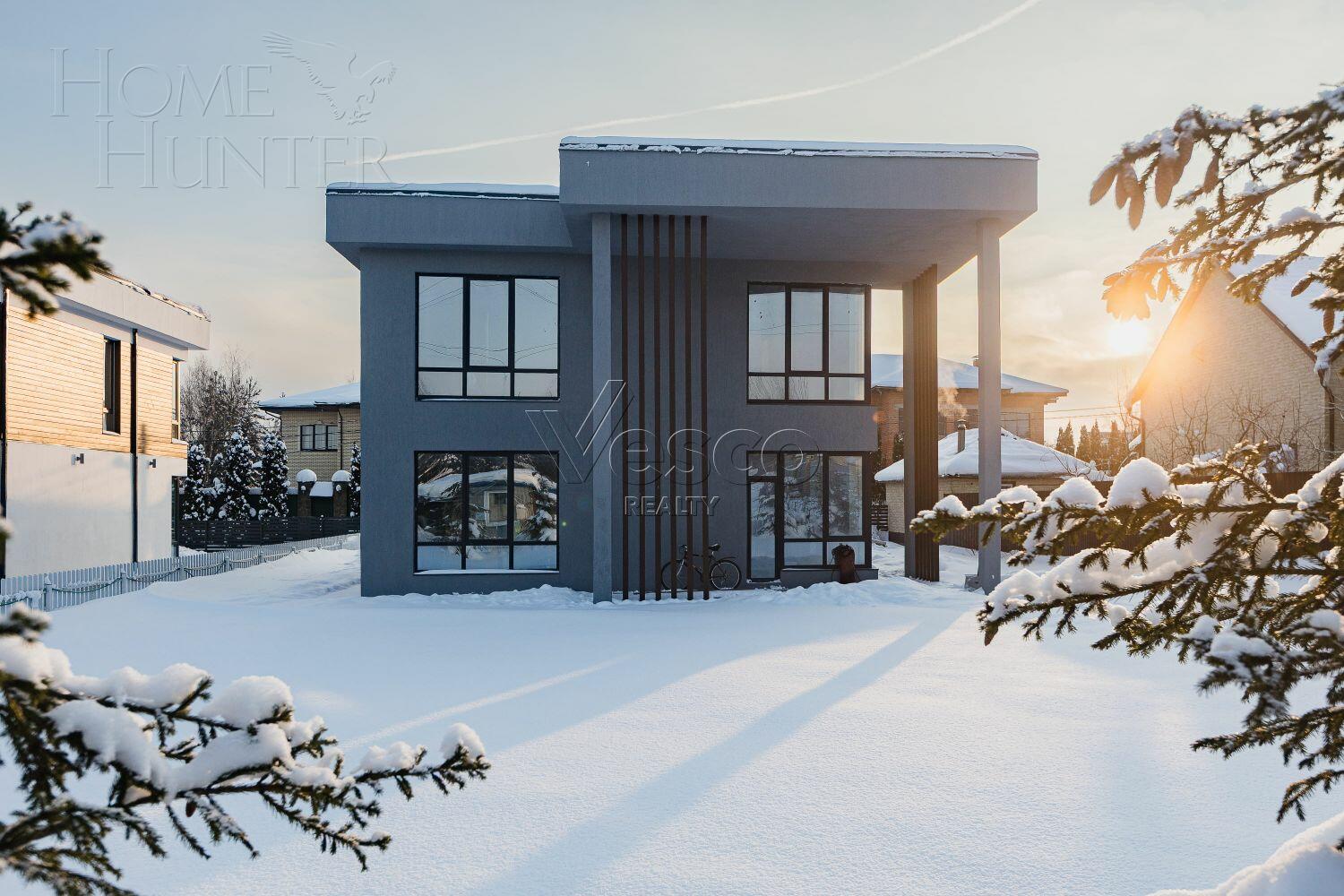 2-этажный коттедж 243 м² с отделкой