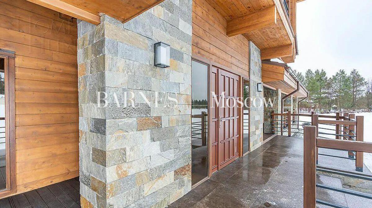 3-этажный коттедж 600 м² с отделкой