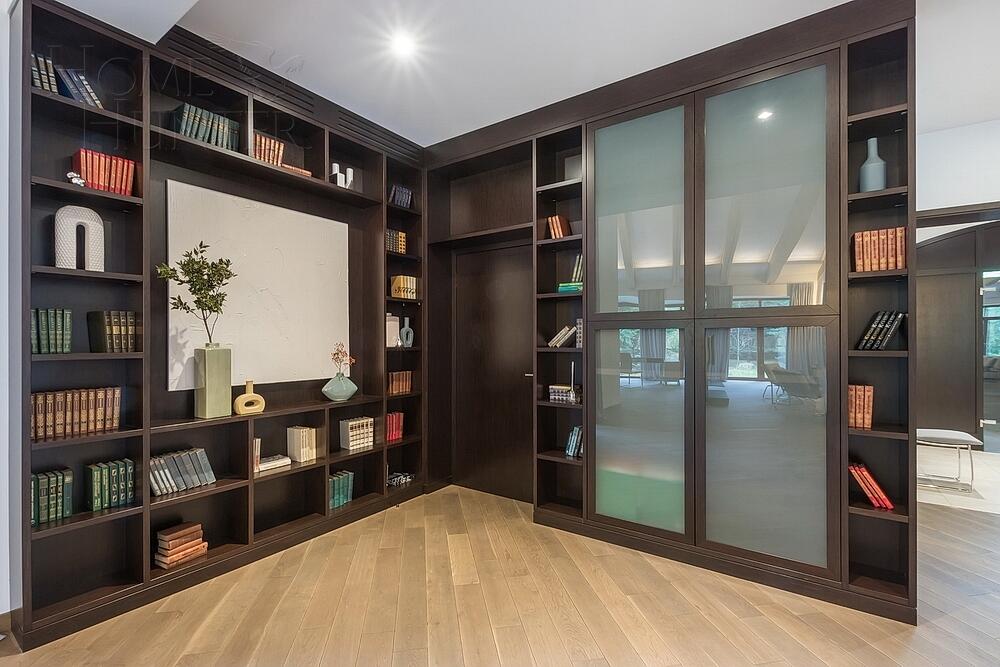 2-этажный коттедж 900 м² с отделкой