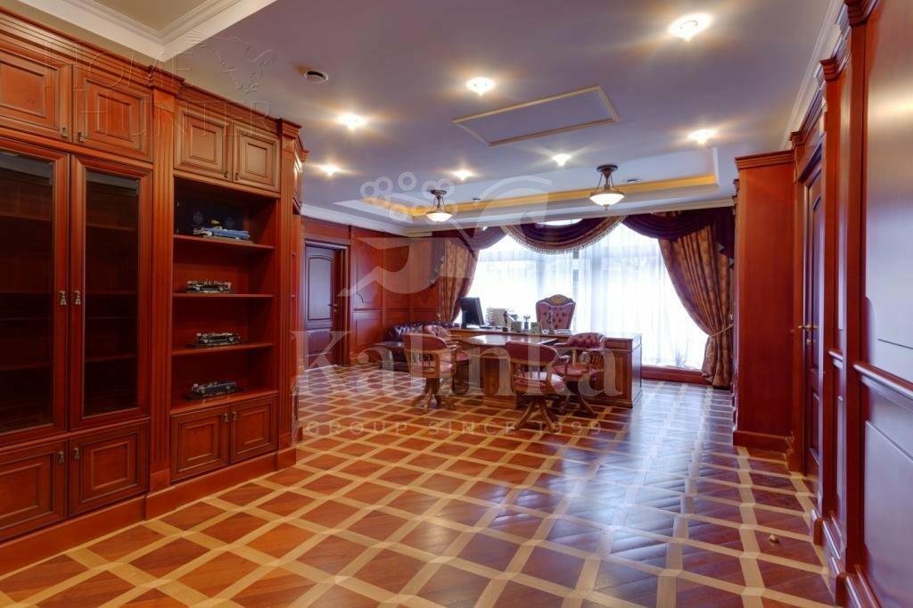 6-КОМН. КВАРТИРА С ОТДЕЛКОЙ 412 М² НА 4 ЭТАЖЕ