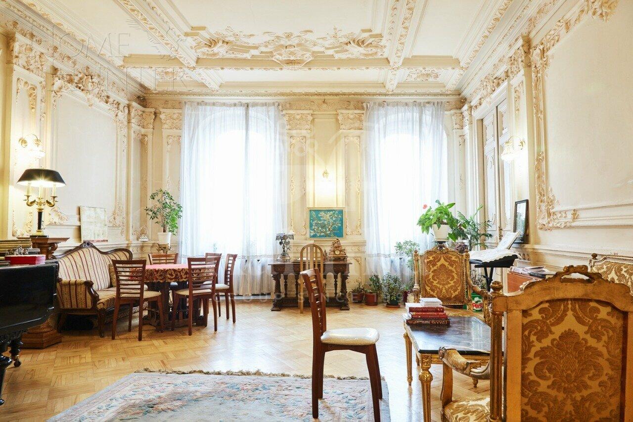 6-КОМН. КВАРТИРА С ОТДЕЛКОЙ 227 М² НА 2 ЭТАЖЕ