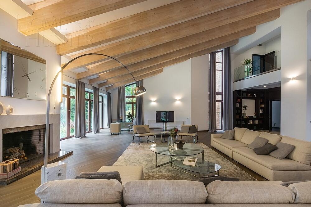 2-этажный коттедж 900 м² с отделкой