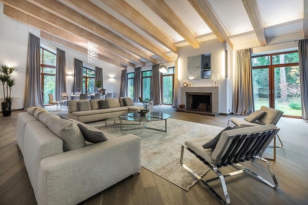 2-этажный коттедж 900 м² с отделкой